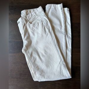 Free people women Corduroy skinny jeans size 28 white color